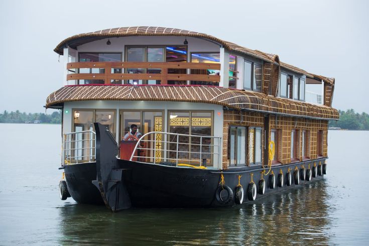 alleppey houseboats alleppey boat house